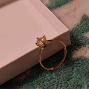 Elegant Gold Ring with Clear Stone